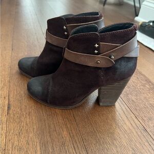 Rag and bone Harrow boots in brown oily suede.Used good condition. Size 37EU/7US